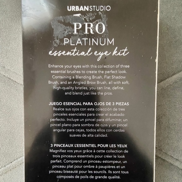 FINAL PRICE MARKDOWN!/Urban Studio Pro Platinum Essential Eye Kit/BRAND NEW!💥 - Picture 3 of 11